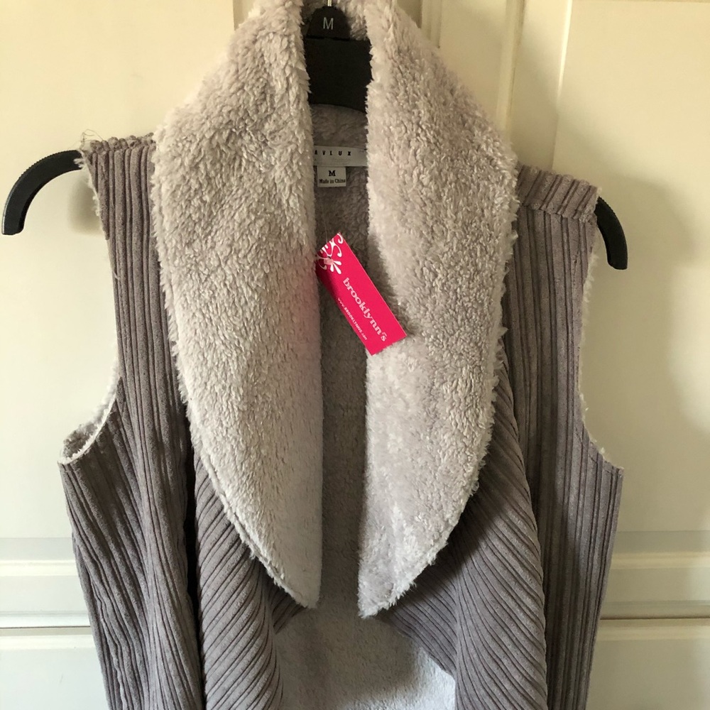 Grey reversible vest